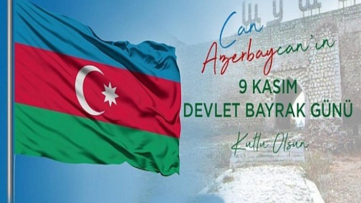 Azerbaycan'ın Bayrak Günü'nü Listen ToThe Nature Proje Çalışması